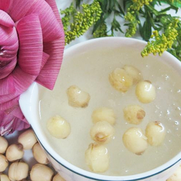 Yến Chưng Hạt Sen