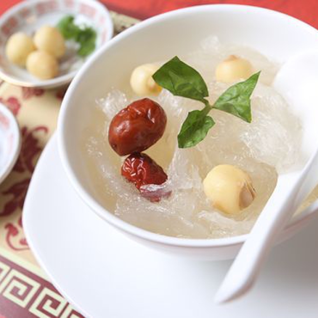 Yến Chưng Hạt Sen